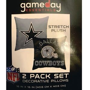 ‼️SOLD‼️ 2pk set of Dallas Cowboys stretch plush Deco pillows